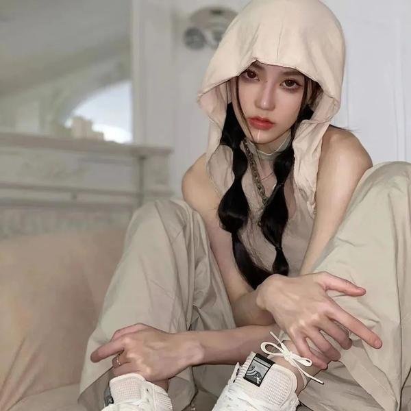 他